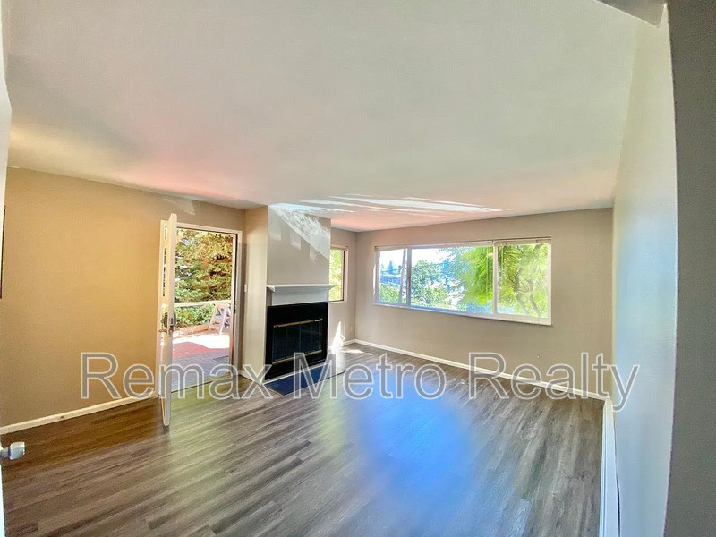 Seattle Condo: 512 Galer St