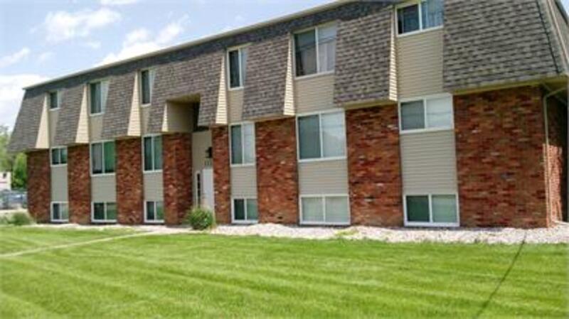 Allen Park House: 11333 Old Goddard Apt 23