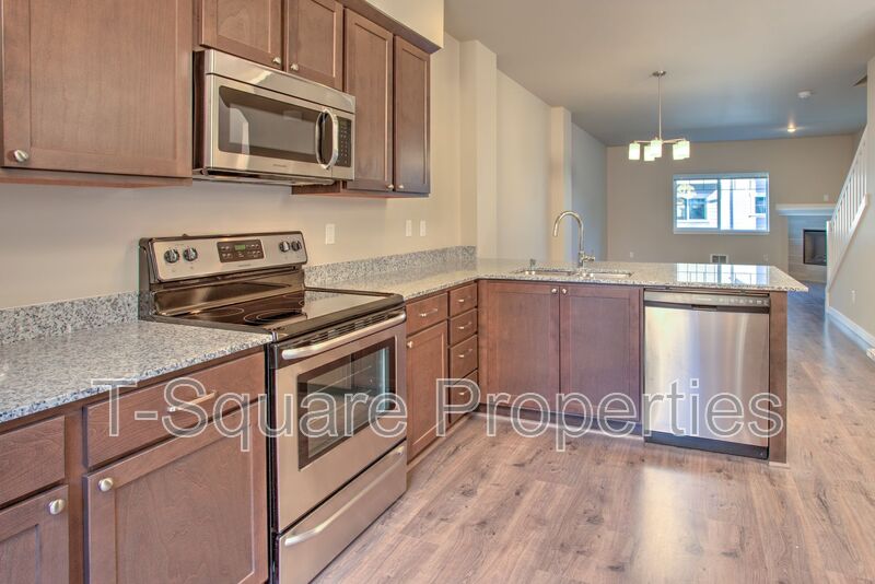Mill Creek House: 14919 41st Ave SE