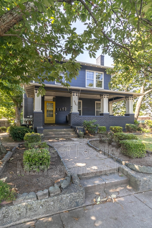 Knoxville Condo: 602 Caswell Avenue