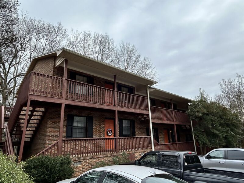 Clemson House: 204 Calhoun Street