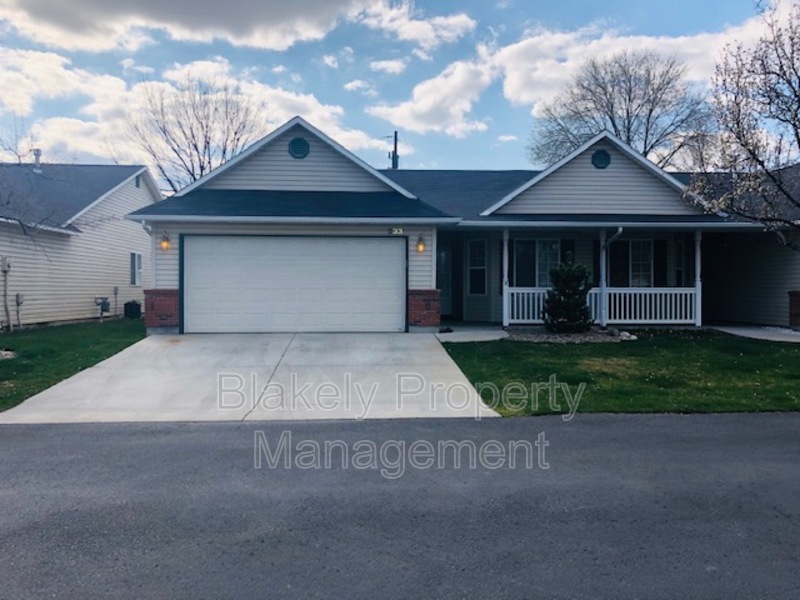 Nampa Condo: 533 North Grove Way - 1