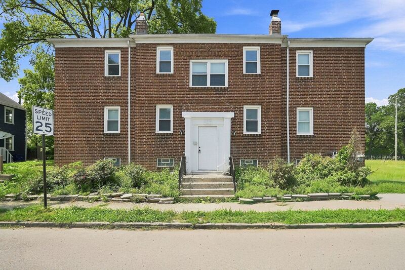Columbus House: 397 Catherine Street