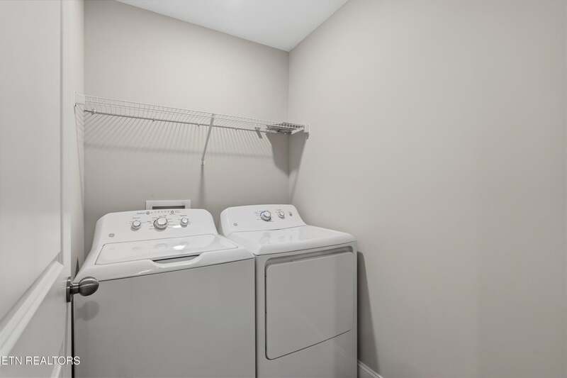 Photograph 9 of 7106 Dulaney Way