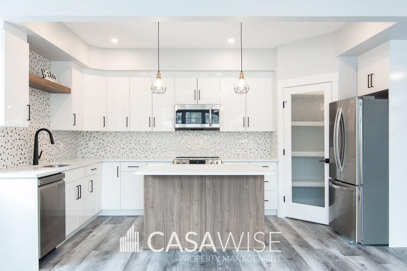 Edmonton House: 10934 72 Avenue Northwest