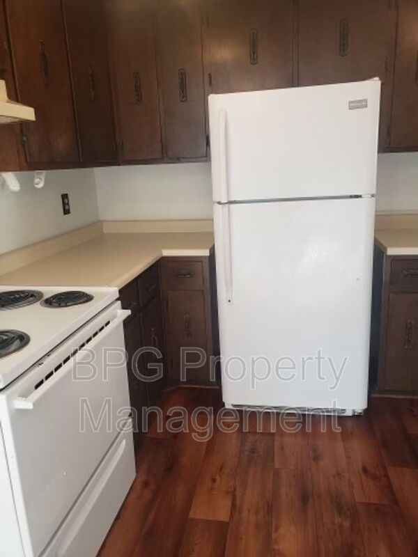 White Sulphur Springs Condo: 123 Circle Drive