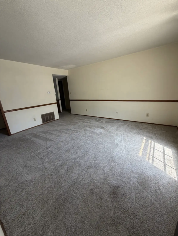 Lawrence Condo: 946 Indiana Street - 1