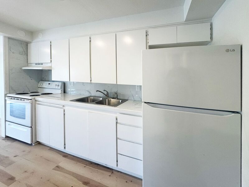 Photo 11 of rental home at 2210 West 19th Avenue