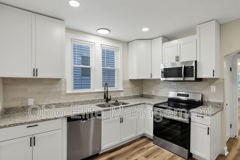 Columbus House: 1113 S Ohio Ave
