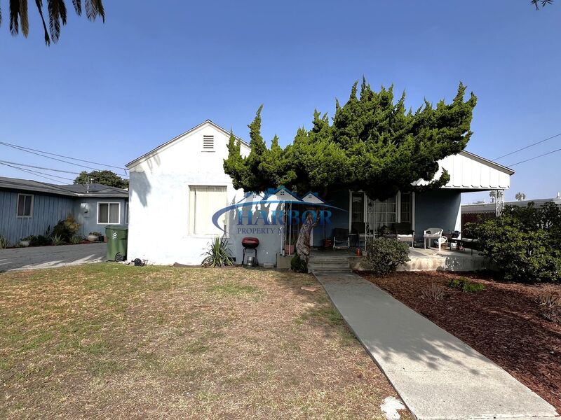 Lawndale Condo: 4741 - 4747 160th