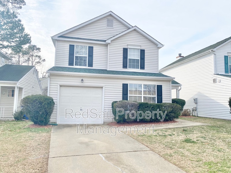 Newport News House: 112 Ashton Green Blvd