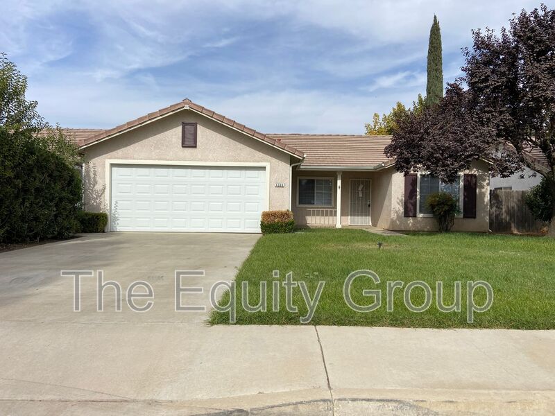 Visalia House: 4300 East Feemster Ave