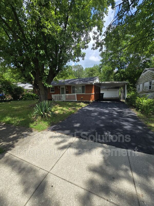 Columbus House: 1124 Olney Drive