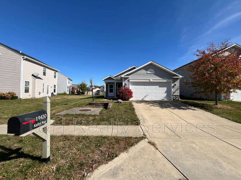 Noblesville House: 19430 Kailey Way