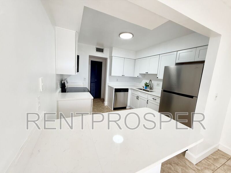 Orlando Condo: 4351 S. Semoran Blvd