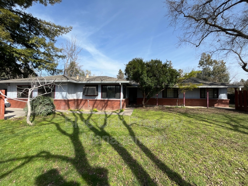 Chico House: 1716 Meadow Road