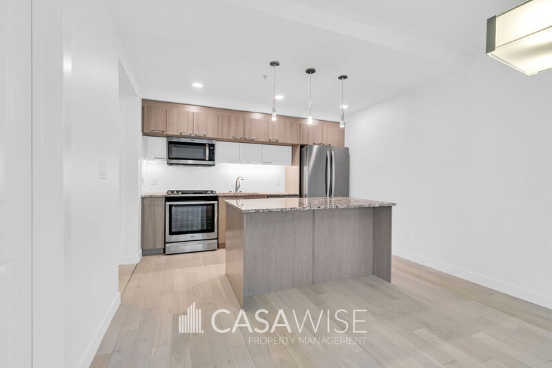 Edmonton House: 1003 - 9720 106 Street NW