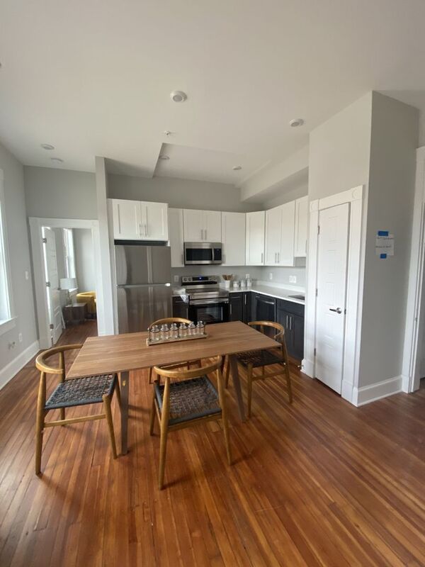 Baltimore Condo: 911 S Ellwood Ave