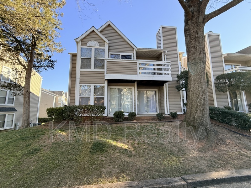 Charlotte Condo: 9627 Vinca Circle