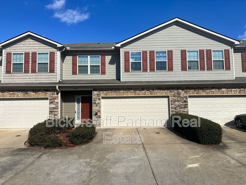 Columbus House: 6054 Townes Way