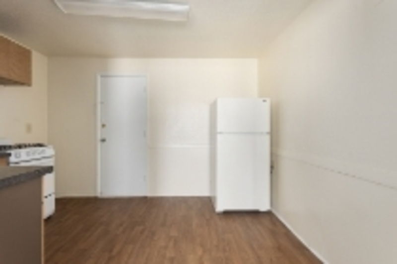 Kansas City Condo: 439 W 87th Pl