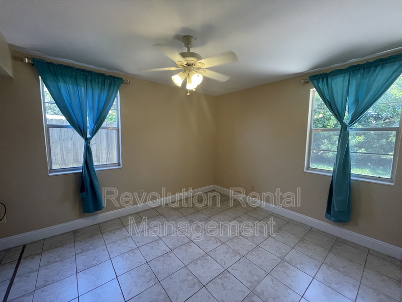 39 Ocean Shore Dr Ormond Beach FL 32176-3544 - Photo 10