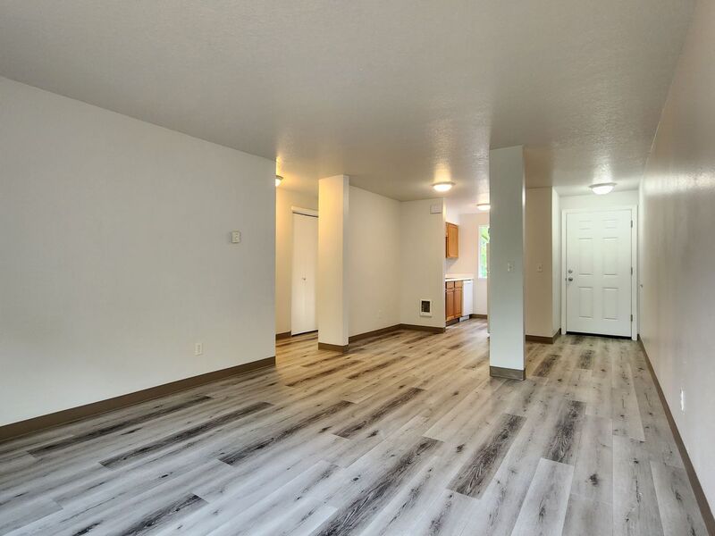 ALOHA Condo: 20125 SW TUALATIN VALLEY HWY