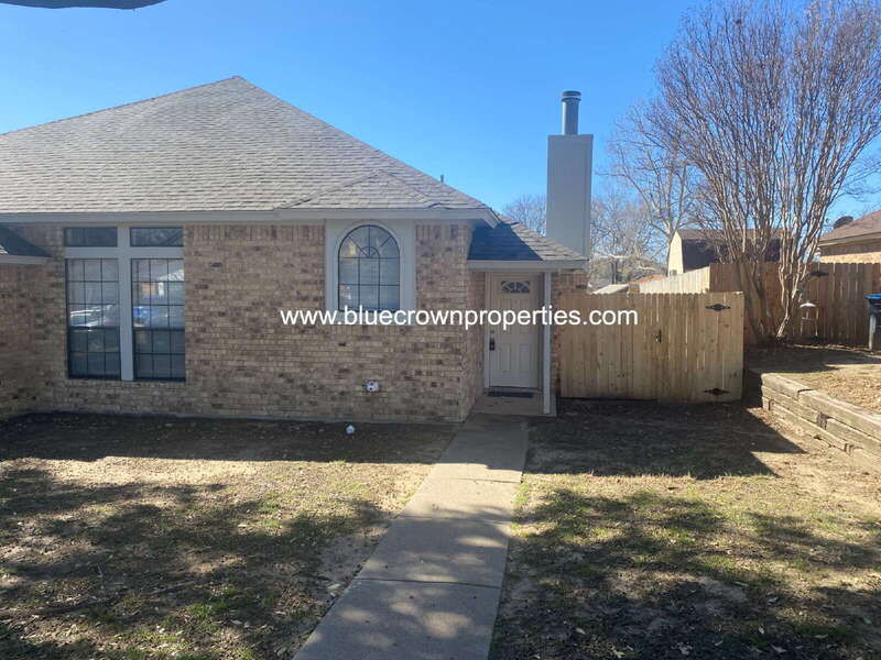 Fort Worth Condo: 10307 Lone Pine Ln