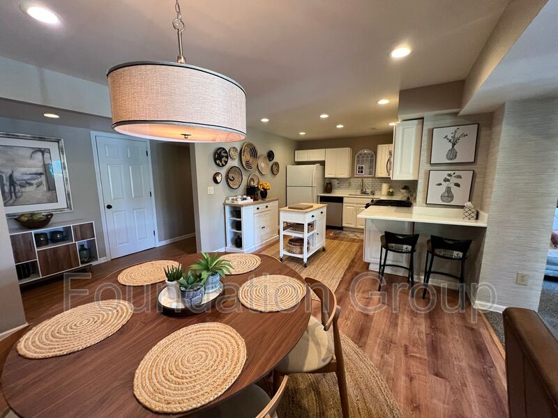 Bellevue House: 3417 122nd Pl NE