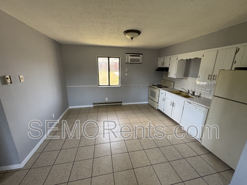 Jackson Condo: 315 East Lane - 3