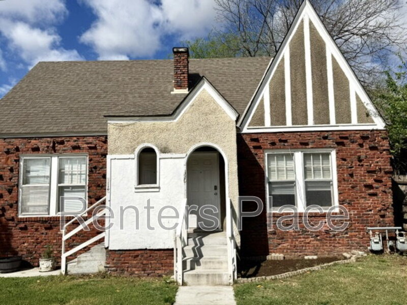 Tulsa House: 120 North Birmingham Place East