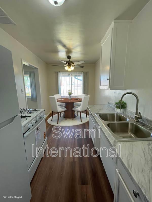 Los Angeles Condo: 2030 E. Florence Ave.