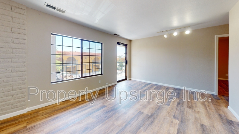 Redding House: 2051 Hilltop Drive - A-08