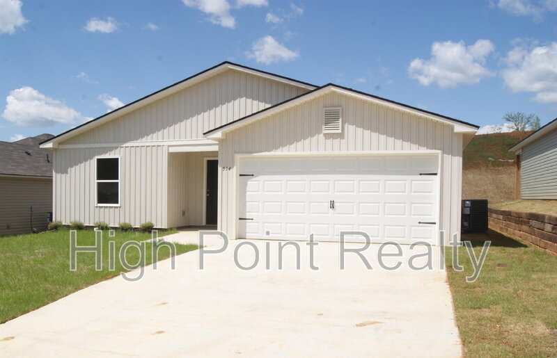 Lincoln House: 514 Antler Way
