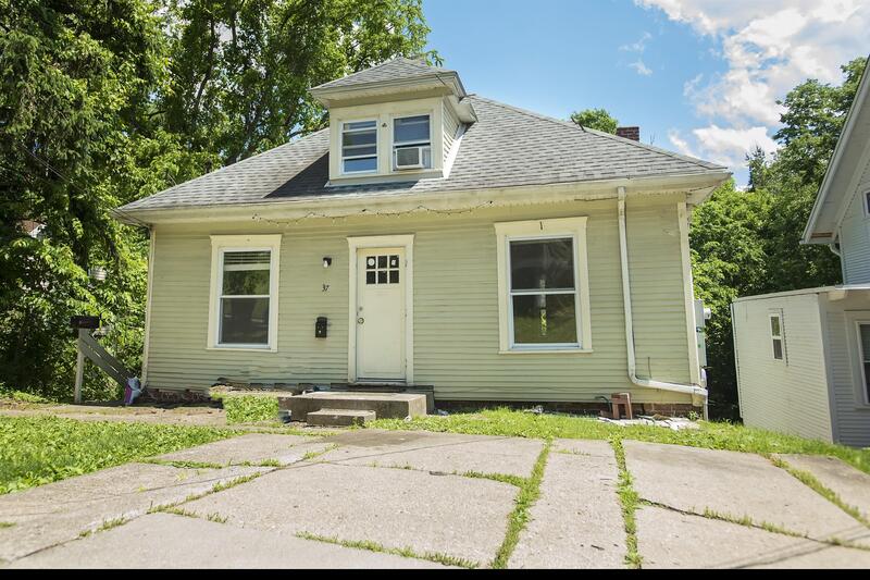 Athens Condo: 37 Woodward Avenue