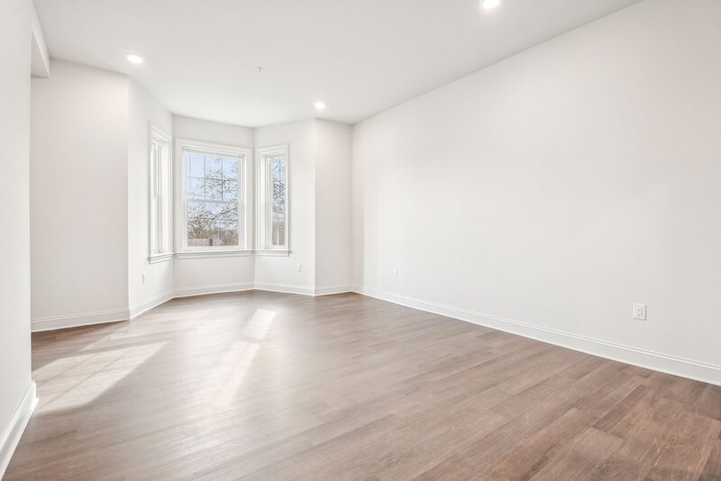 Philadelphia Condo: 472 Roxborough Avenue - 2F