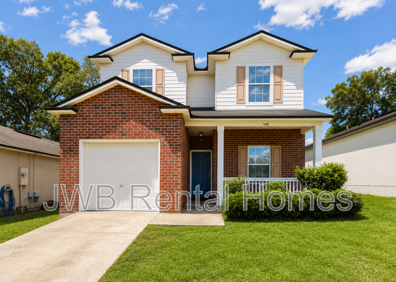 Jacksonville House: 8450 Jasper Ave