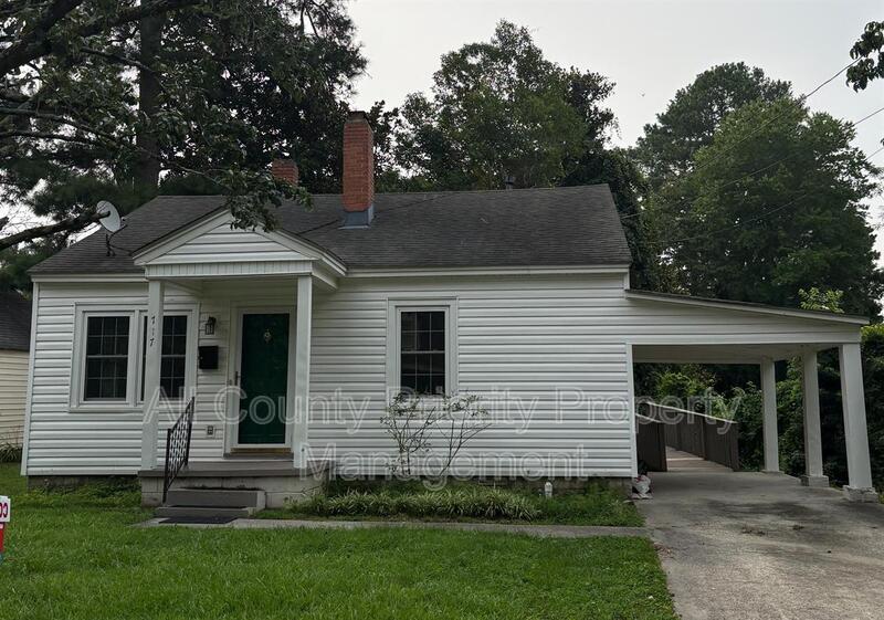 Smithfield House: 717 South 2nd St.