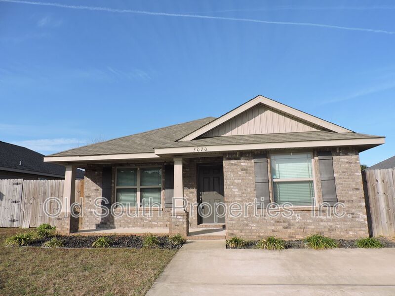 Milton House: 5070 Carmell Ridge Cir