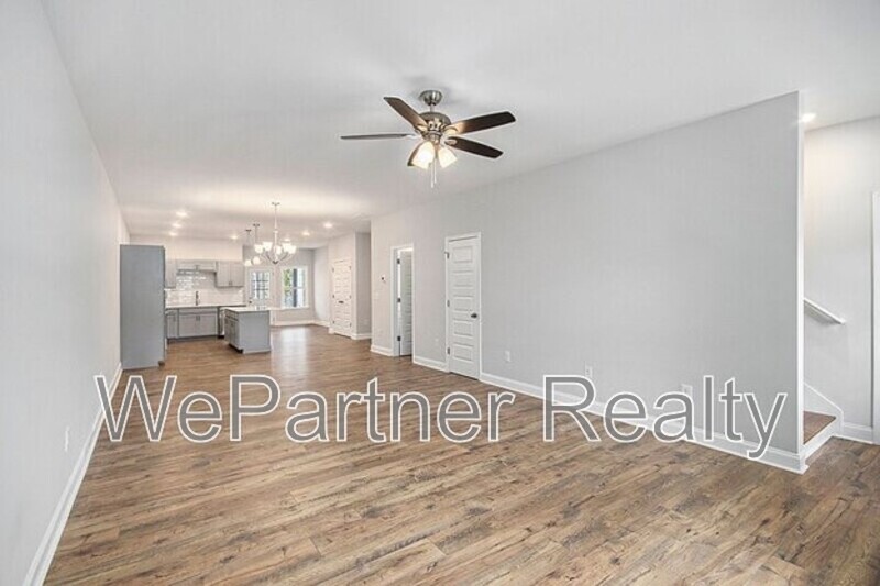 Bremen Townhome: 114 Crest Pointe