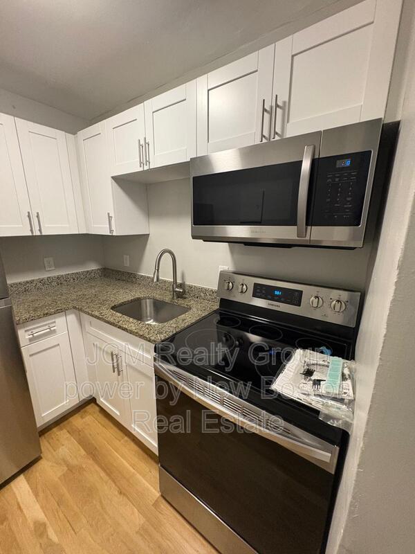 Quincy Condo: 40 Butler Rd