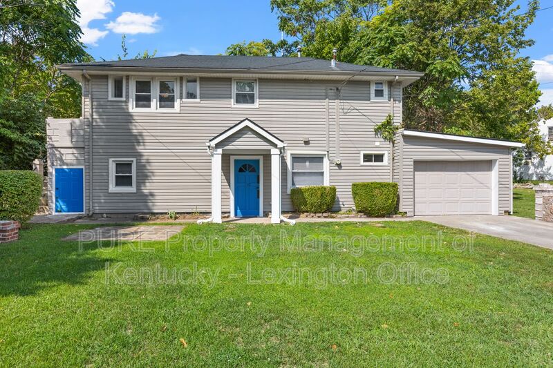 Winchester House: 130 Elm Street
