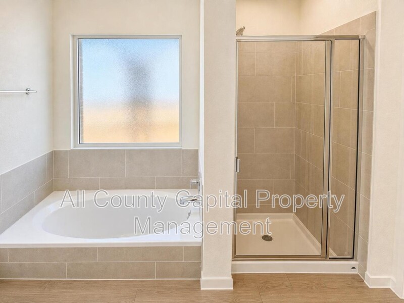 Main Rental Photo 20