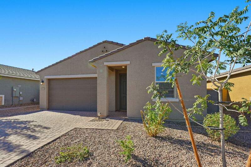 San Tan Valley House: 4535 W Hunter Trl