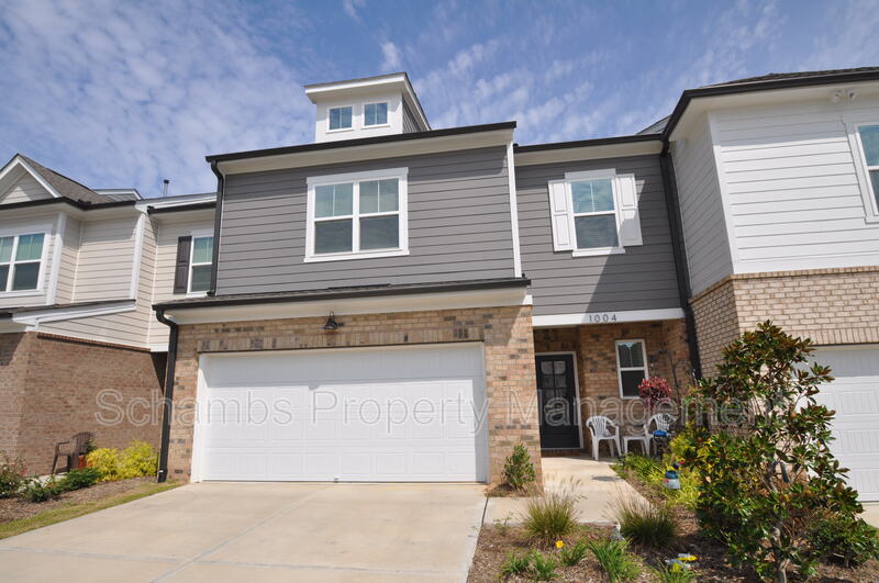 Cary House: 1004 Pyrenees Way