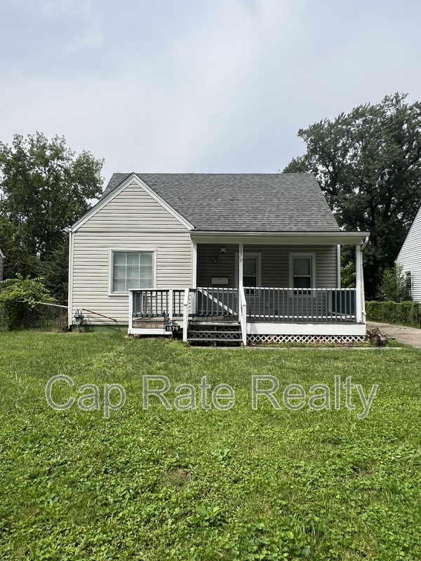 Columbus House: 1879 Jermain Dr