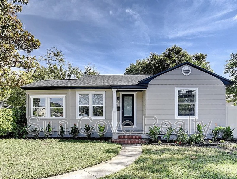 St Petersburg House: 725 28th St N