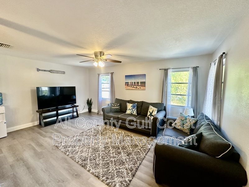 Nokomis House: 223 Nippino Trl