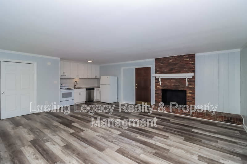 Hickory Condo: 2325 15th Street