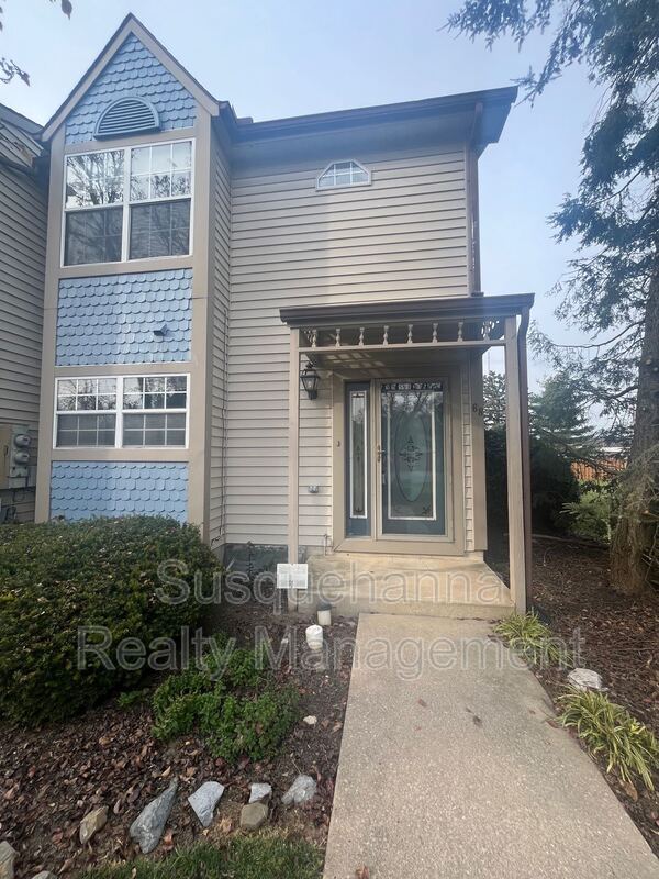 Annville House: 68 Shady Lane